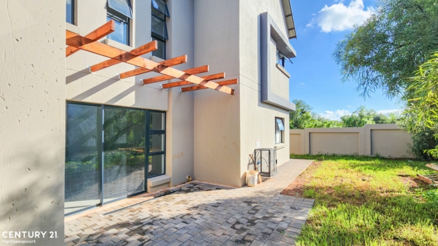 4 Bedroom Property for Sale in Leloko Lifestyle Estate North West